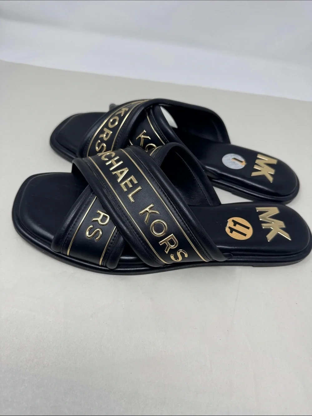 MK MICHAEL KORS GIDEON SLIDE WOMEN'S SHOES SIZE 11 CRISS CROSS GOLD BLACK SANDAL